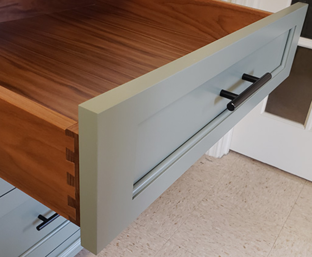 10 Beginner Furniture Flipping Mistakes to Avoid (and What to Do&nbsp;Instead)