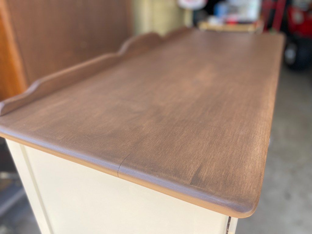 smooth top of buffet table 