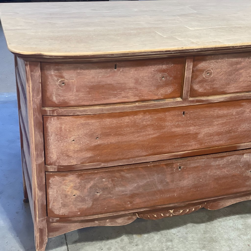 How to Start Flipping and Refurbishing Furniture (Even If You’ve Never Held a&nbsp;Paintbrush)